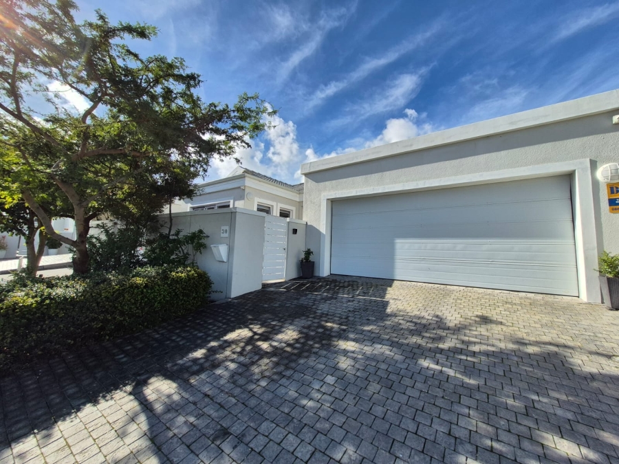 3 Bedroom Property for Sale in Sunningdale Western Cape